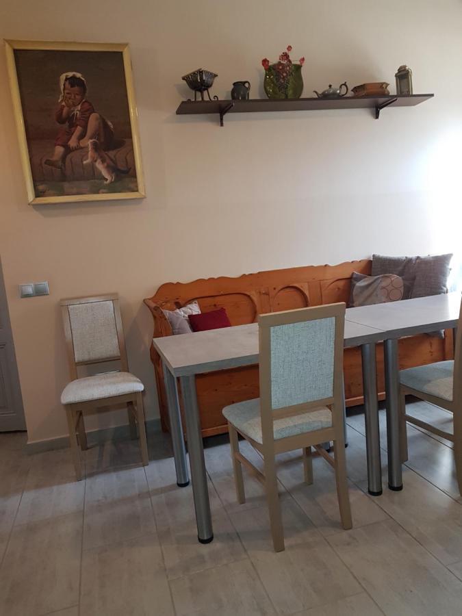 Ketbodonyi Apartments ภายนอก รูปภาพ